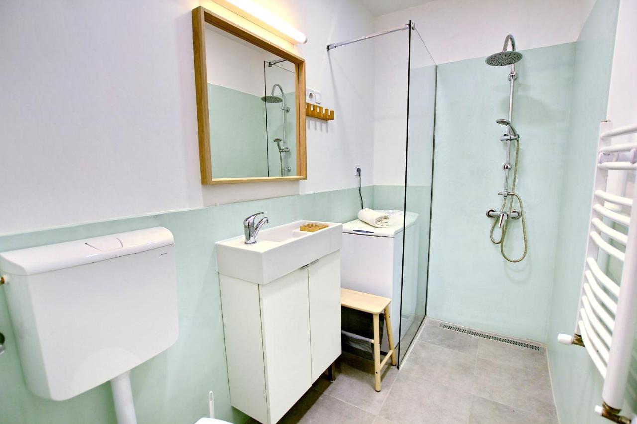 Cozy Apartment In The Heart Of Budapest Esterno foto