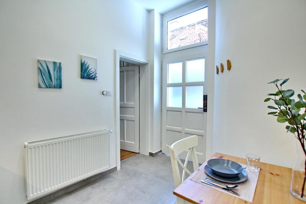 Cozy Apartment In The Heart Of Budapest Esterno foto